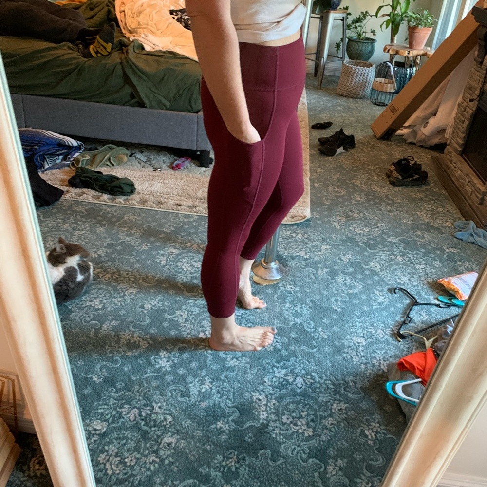 Fabletics legging - Picture 2 of 4